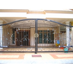 Swing Gate